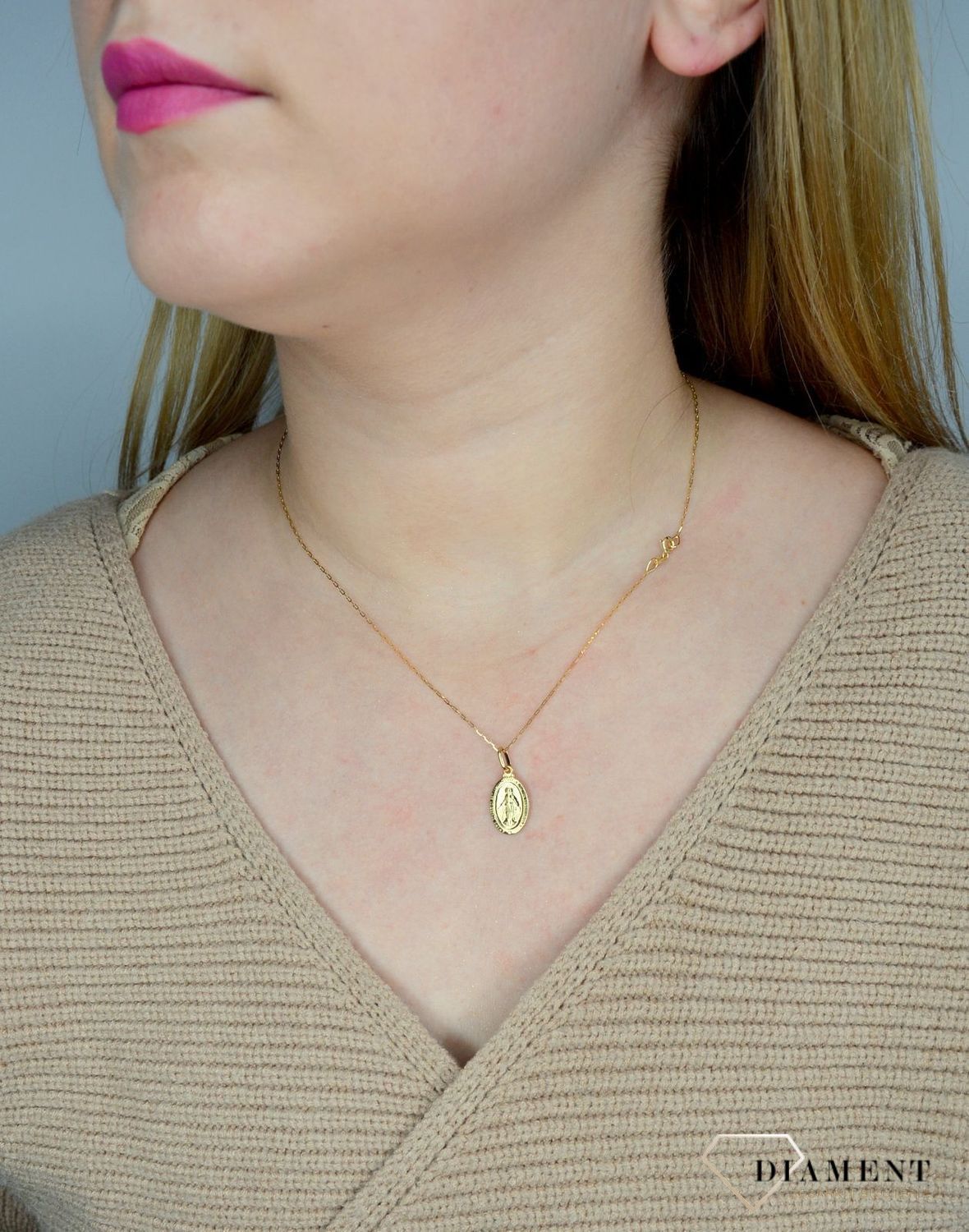 Złoty łańcuszek 585 ankier 1 mm DIA-LAN-1238-585 1mm ✅ Złoty łańcuszek o klasycznym splocie typu ankier ✅.jpg